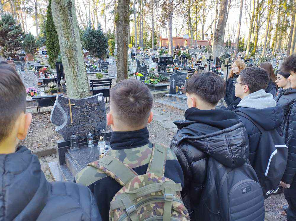 54 Żywe lekcje historii - rajdy piesze